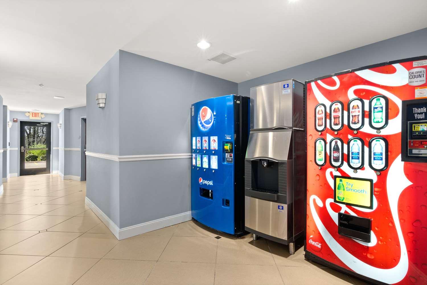 Surestay Plus Hotel By Best Western Portland Route 52 West Ngoại thất bức ảnh