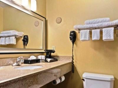 Surestay Plus Hotel By Best Western Portland Route 52 West Ngoại thất bức ảnh