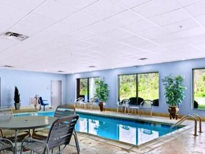Surestay Plus Hotel By Best Western Portland Route 52 West Ngoại thất bức ảnh