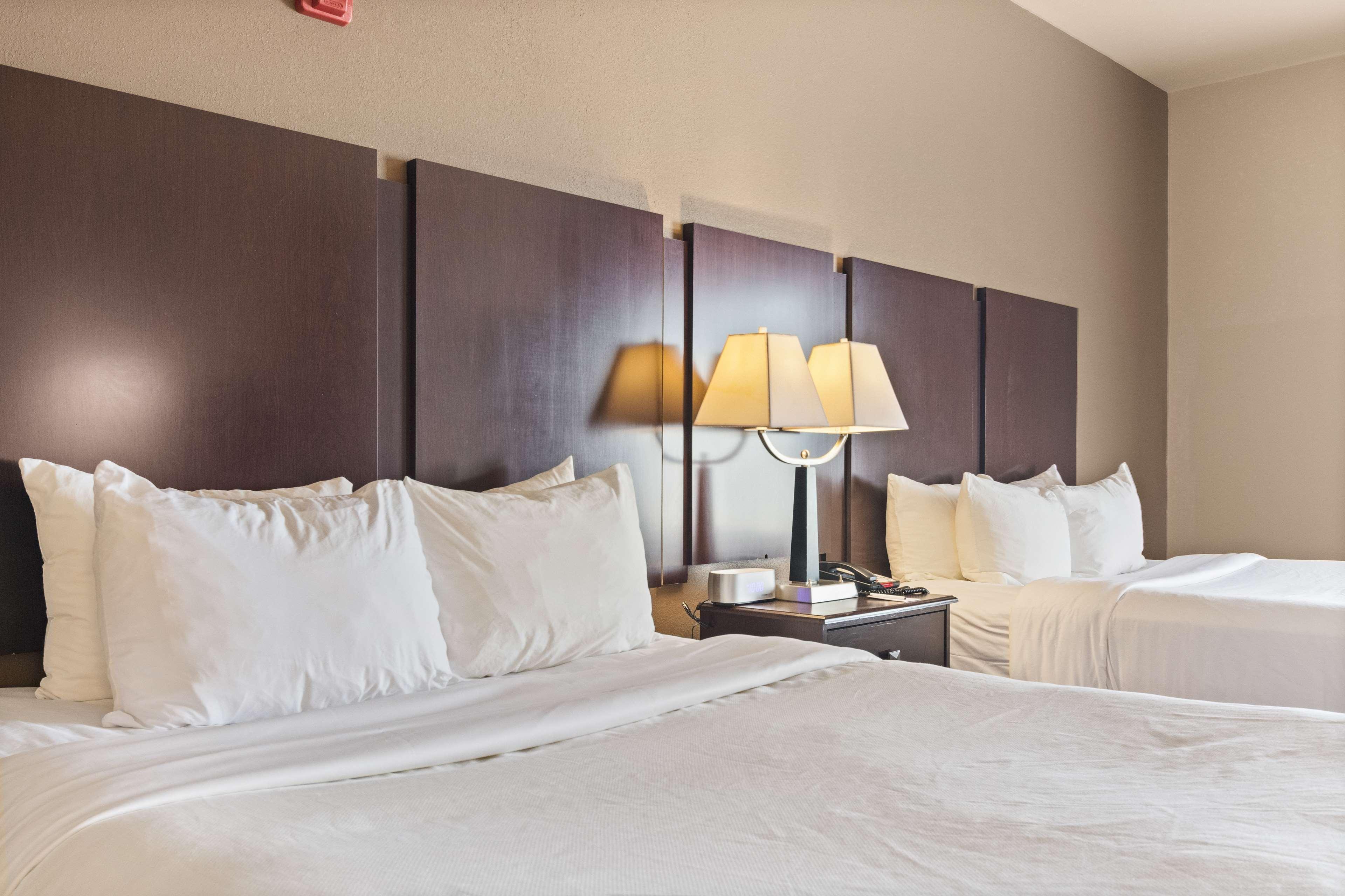 Surestay Plus Hotel By Best Western Portland Route 52 West Ngoại thất bức ảnh