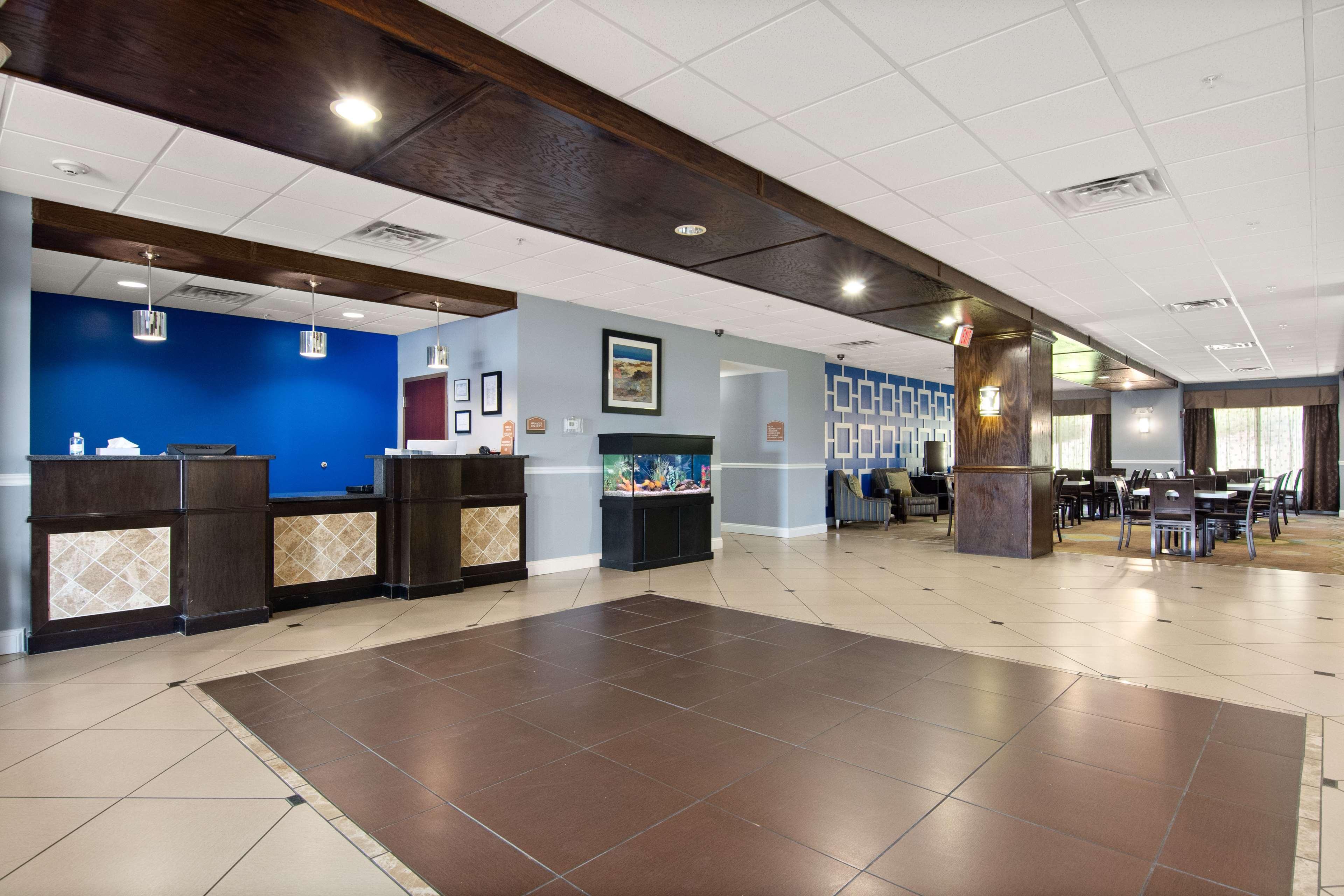 Surestay Plus Hotel By Best Western Portland Route 52 West Ngoại thất bức ảnh